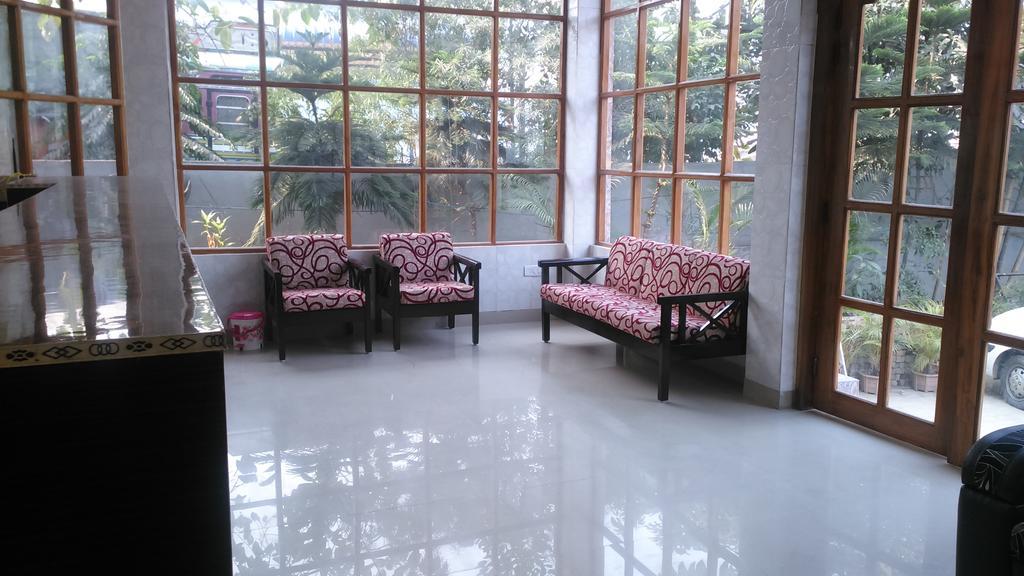 Hotel Parshuram Гувахати Экстерьер фото