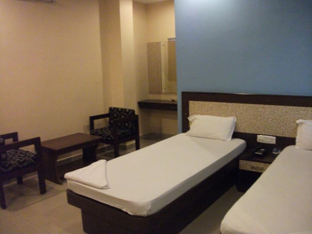 Hotel Parshuram Гувахати Экстерьер фото