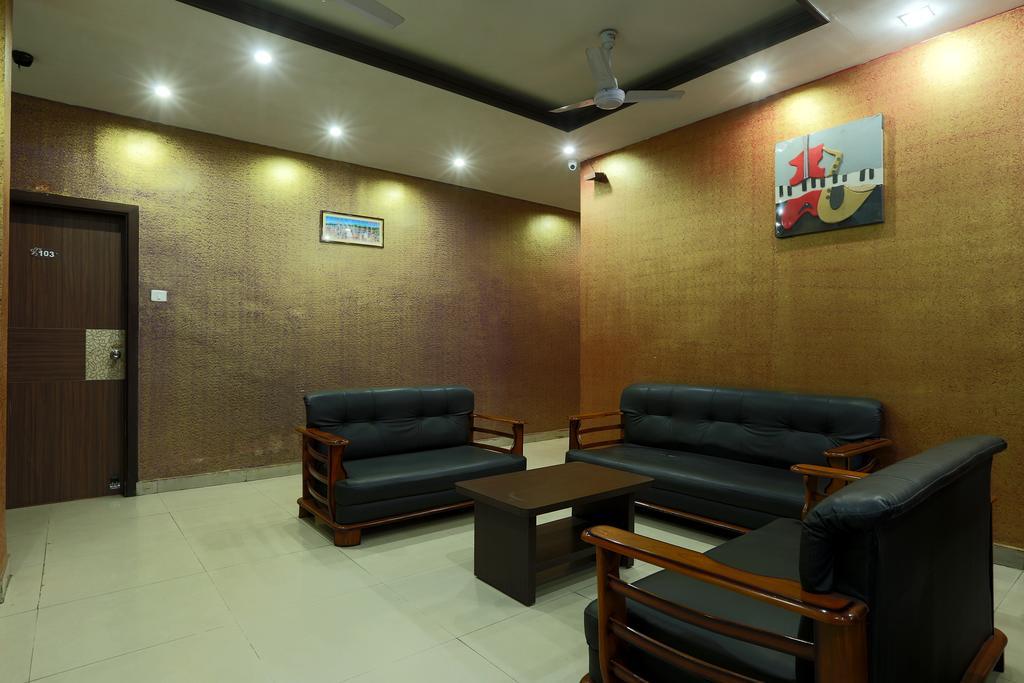 Hotel Parshuram Гувахати Экстерьер фото
