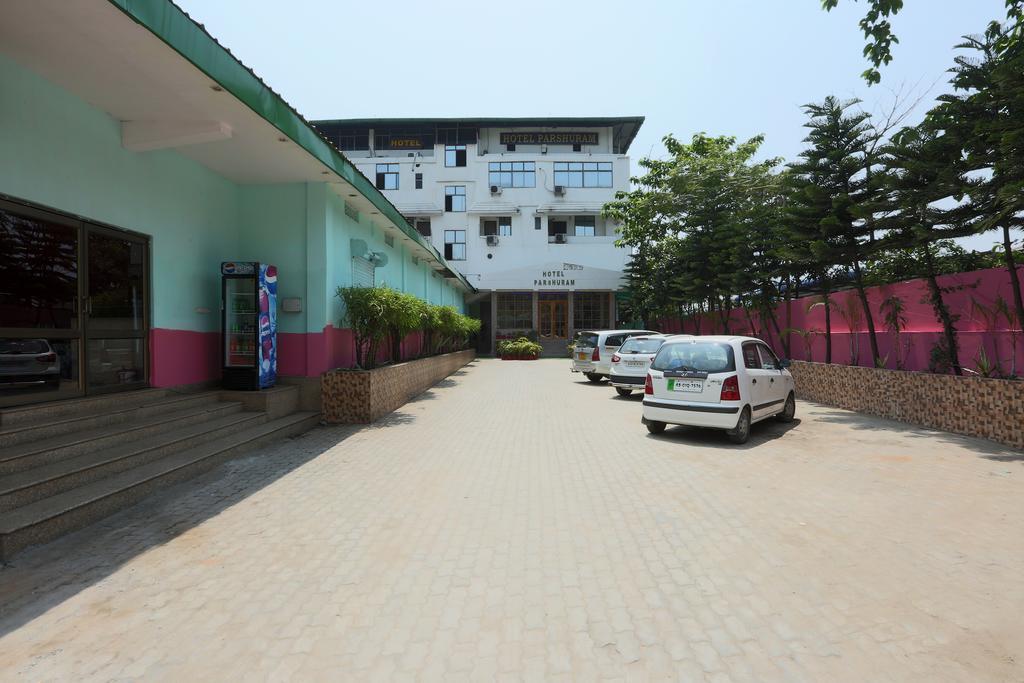 Hotel Parshuram Гувахати Экстерьер фото