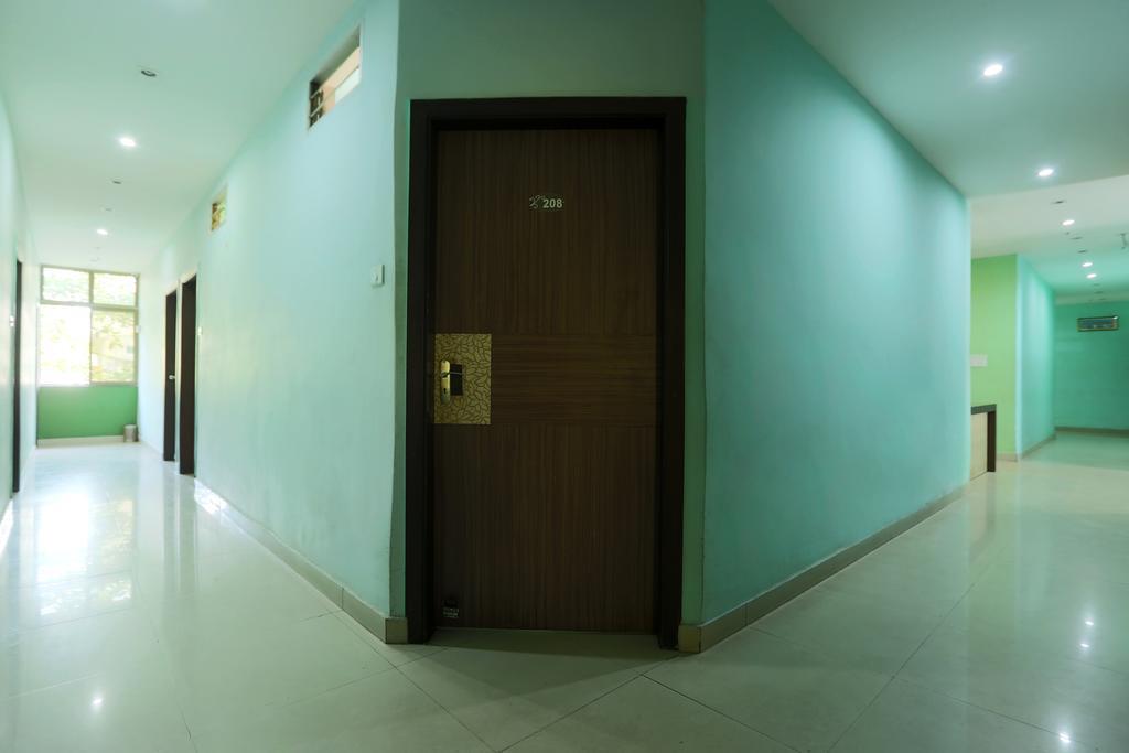 Hotel Parshuram Гувахати Экстерьер фото